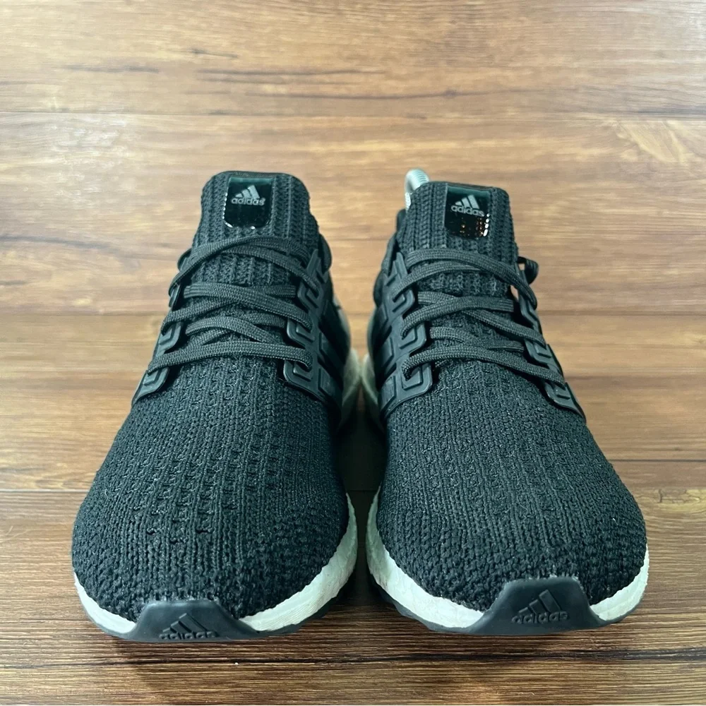 Adidas Ultraboost 4.0 Athletic Sneakers‎ Women’s Size 7 Shoes